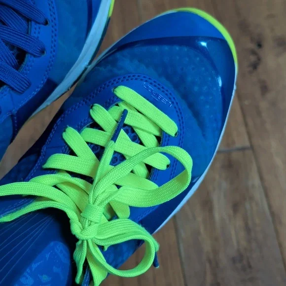 Nike LeBron 8 V2 Low Sprite Blue & Neon Green Athletic Basketball Shoes - Picture 7 of 13